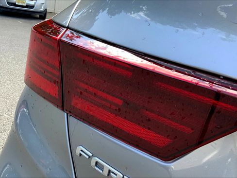 Used 2023 Kia Forte GT-Line image 31