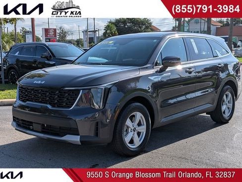 New 2026 Kia Sorento LX FWD image 1