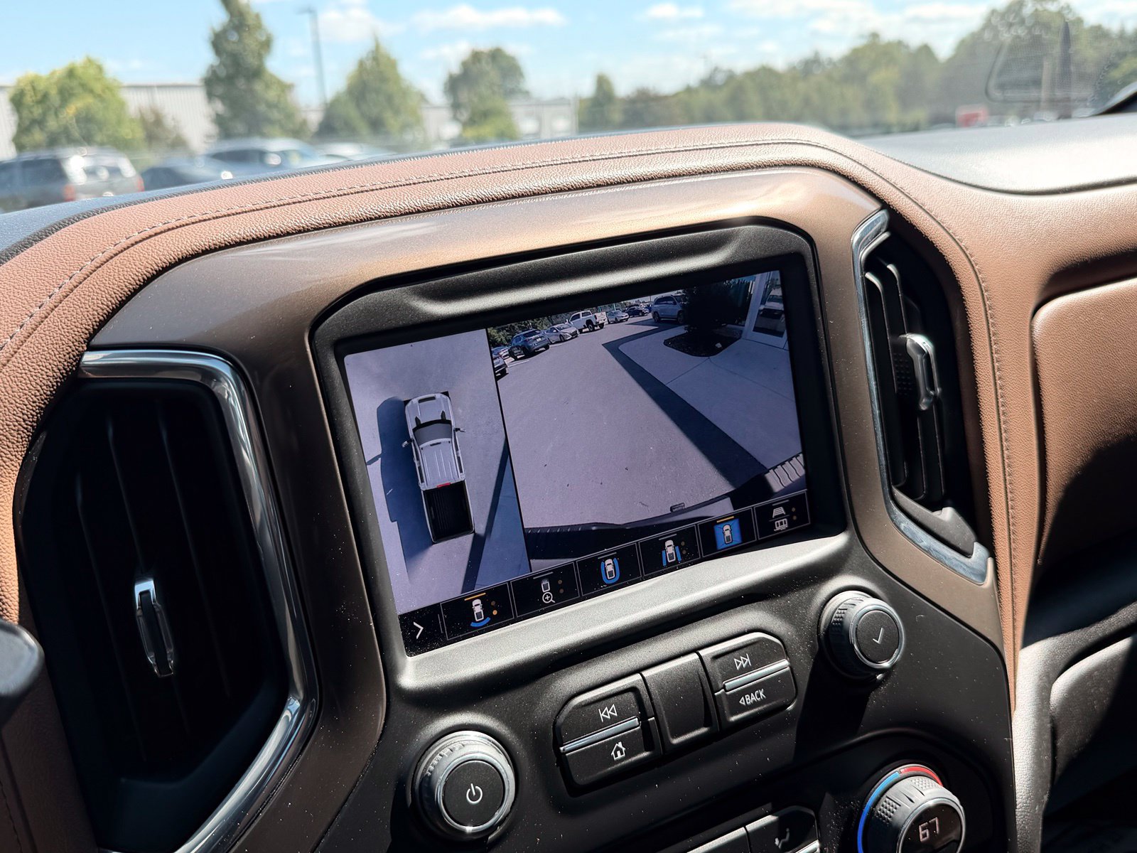 Used 2022 Chevrolet Silverado 2500 High Country AWD/4WD image 41