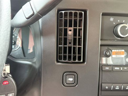 New 2025 Chevrolet Express 3500 w/ Power Convenience Package image 22