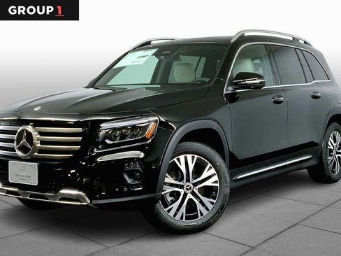 New 2025 Mercedes-Benz GLB 250 4MATIC image 1