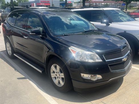 Used 2011 Chevrolet Traverse LT w/ Personal Connectivity Package FWD image 1