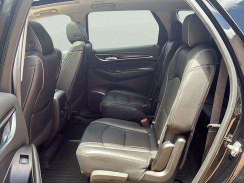 Used 2020 Buick Enclave Avenir w/ Avenir Technology Package FWD image 25