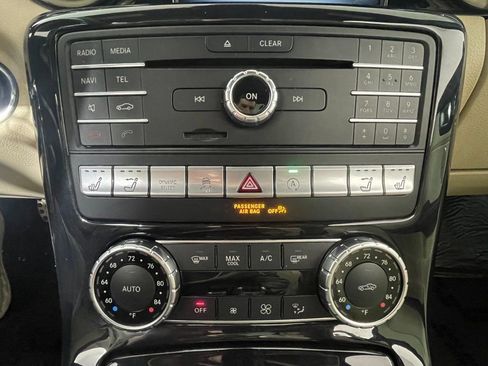 Used 2019 Mercedes-Benz SLC 300 image 20