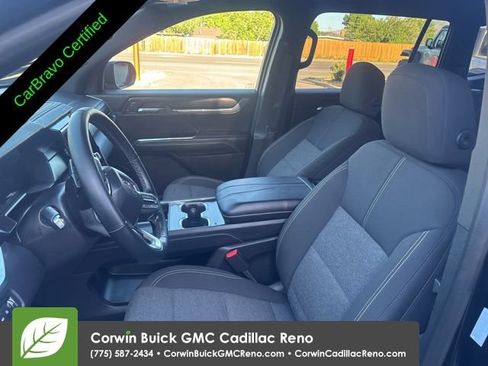 Certified 2025 GMC Acadia Elevation AWD/4WD image 11