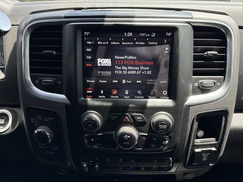 Used 2018 RAM 2500 Power Wagon w/ Leather & Luxury Group AWD/4WD image 28