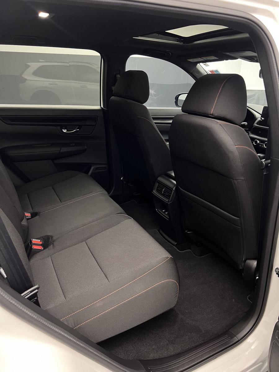 Used 2026 Honda CR-V Sport image 38