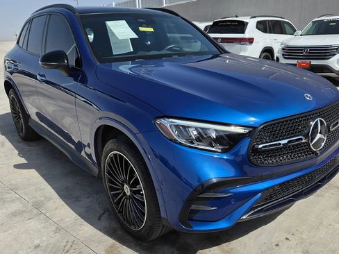 Used 2023 Mercedes-Benz GLC 300 4MATIC image 2