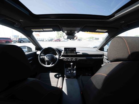 Used 2025 Honda CR-V Sport image 19