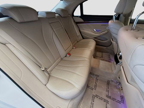 Used 2015 Mercedes-Benz S 550 Sedan image 14