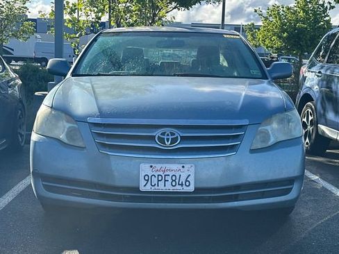 Used 2006 Toyota Avalon image 3