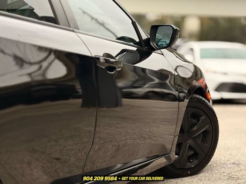 Used 2017 Honda Civic LX image 9
