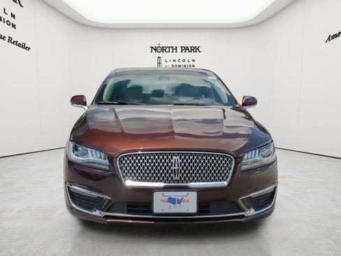 Used 2019 Lincoln MKZ Reserve FWD image 8