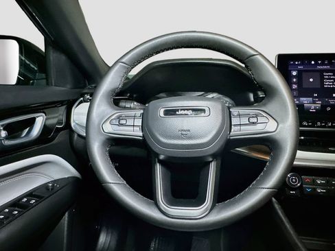 Certified 2024 Jeep Compass Limited AWD/4WD image 10