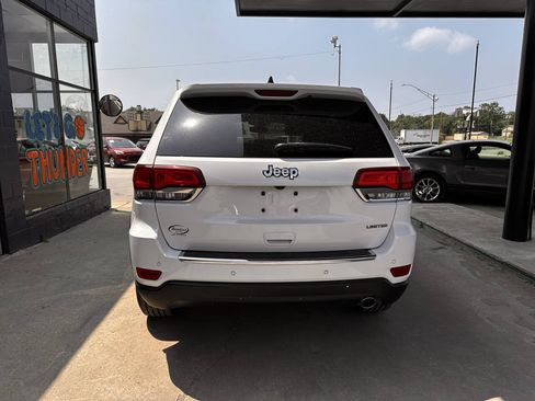 Used 2020 Jeep Grand Cherokee Limited RWD image 7