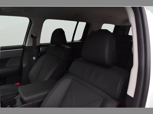 New 2026 Hyundai Santa Fe SEL FWD image 28