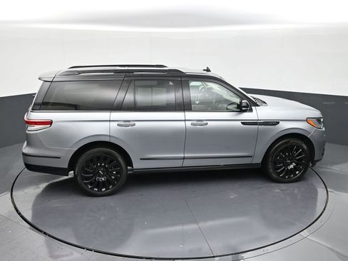 Used 2023 Lincoln Navigator Black Label AWD/4WD image 15