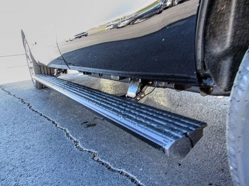 New 2025 Ford Expedition Max King Ranch image 9