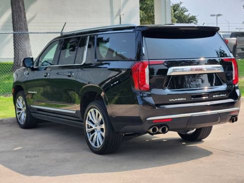 Used 2023 GMC Yukon XL Denali w/ LPO, Floor Liner Package AWD/4WD image 5