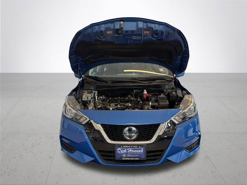Used 2020 Nissan Versa SV FWD image 4