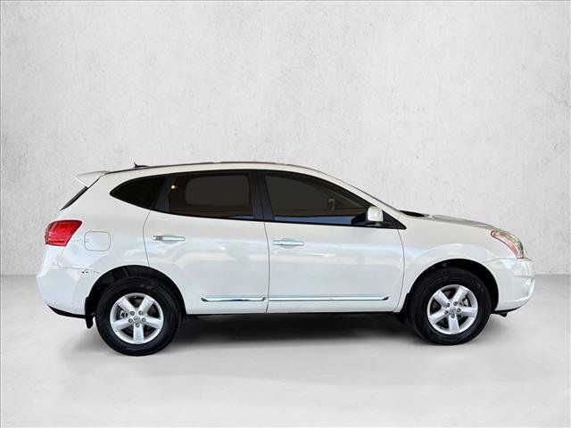 Used 2013 Nissan Rogue S w/ Special Edition Pkg AWD/4WD image 4