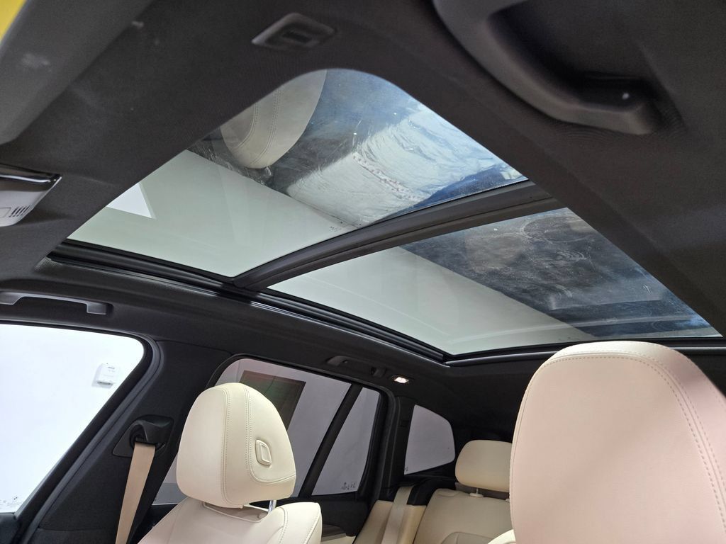 Used 2018 BMW X3 xDrive30i AWD/4WD image 9