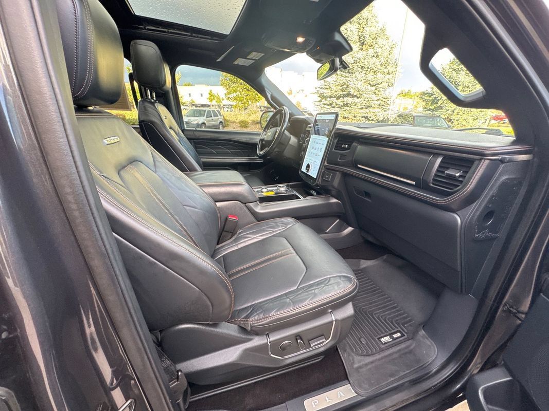 Used 2022 Ford Expedition Max Platinum AWD/4WD image 19