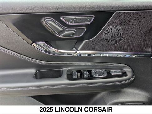Used 2025 Lincoln Corsair FWD w/ Equipment Group 101A image 10