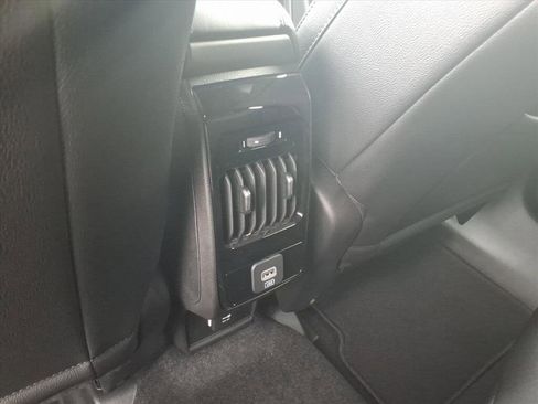 New 2026 Jeep Compass Latitude AWD/4WD image 8