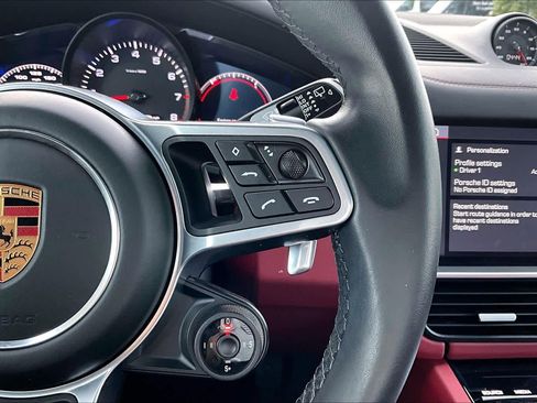 Used 2019 Porsche Cayenne image 21