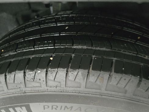 Used 2024 Jeep Grand Cherokee Limited image 27