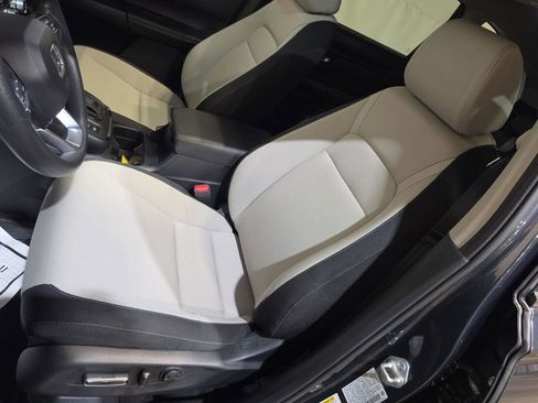 Used 2023 Honda CR-V EX image 13