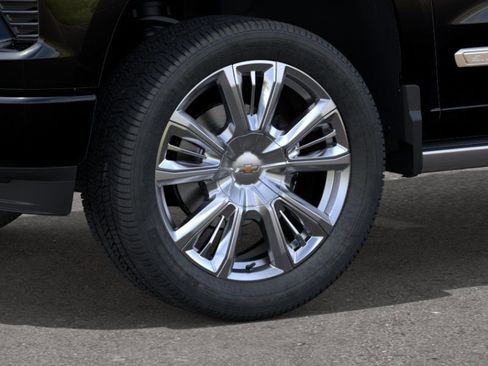 New 2026 Chevrolet Silverado 1500 High Country AWD/4WD image 9