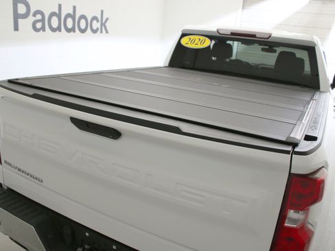 Used 2020 Chevrolet Silverado 1500 LT w/ All-Star Edition image 9