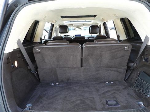 Used 2017 Mercedes-Benz GLS 550 4MATIC image 38