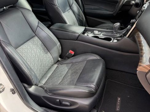 Used 2017 Nissan Maxima Platinum FWD image 22