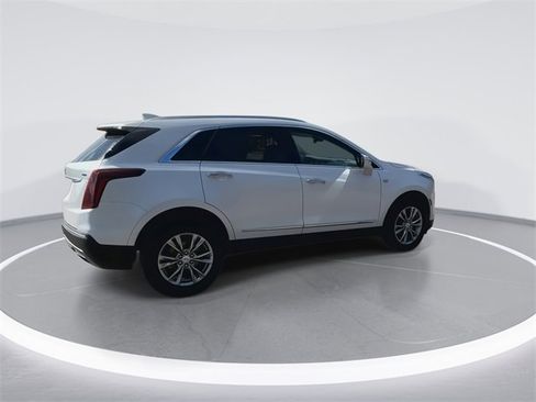 Used 2021 Cadillac XT5 Premium Luxury image 12