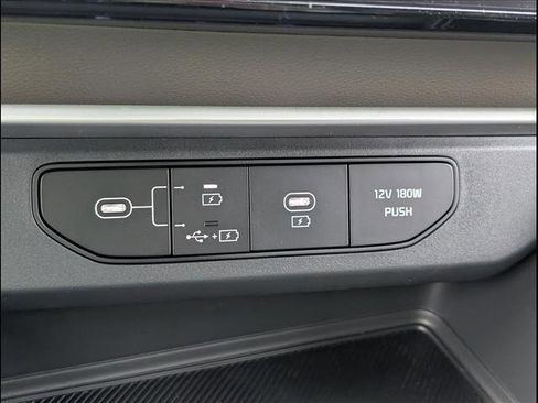 New 2026 Kia Carnival image 13