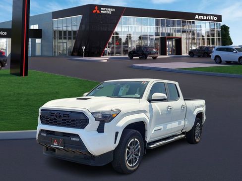Used 2024 Toyota Tacoma TRD Sport image 1