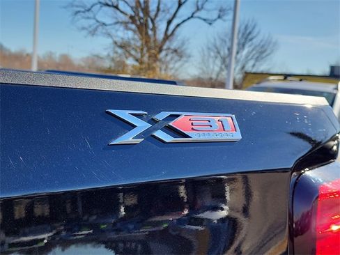 New 2026 GMC Sierra 1500 SLT w/ SLT Premium Plus Package image 14