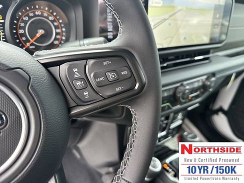 New 2025 Jeep Gladiator Mojave image 19