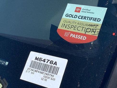Used 2025 Toyota RAV4 XLE w/ Convenience Package FWD image 38