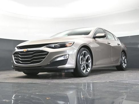Used 2024 Chevrolet Malibu LT FWD image 28
