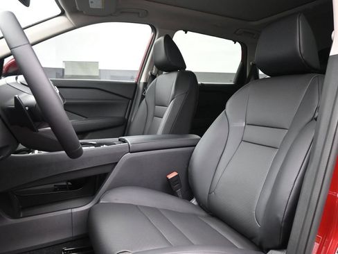 New 2026 Nissan Rogue SV w/ Cold Weather Package AWD/4WD image 5