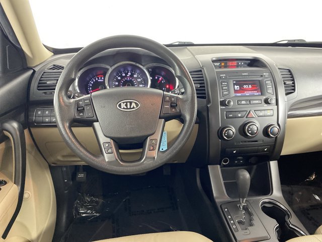 Used 2013 Kia Sorento LX w/ Convenience Pkg FWD image 18