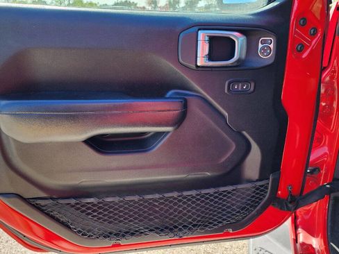 Used 2020 Jeep Gladiator Sport w/ Quick Order Package 24S image 14