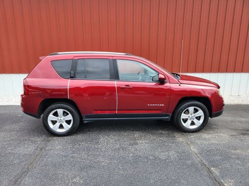 Used 2016 Jeep Compass Latitude AWD/4WD image 8
