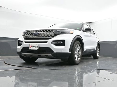 Used 2023 Ford Explorer Limited image 47