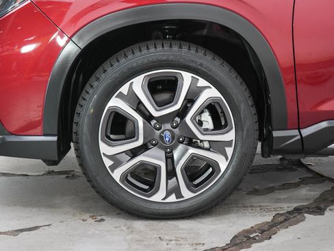 Used 2024 Subaru Ascent Limited w/ Technology Package AWD/4WD image 30