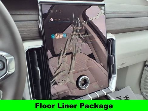 New 2026 GMC Acadia Denali w/ Super Cruise Package image 8